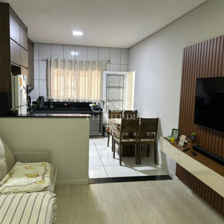 Casa à venda com 1 suíte em Parque São Bento, Sorocaba, SP