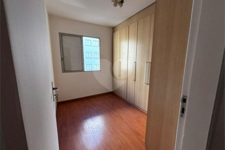 Apartamento à venda com 3 quartos em Caxingui, São Paulo, SP