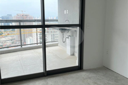 Apartamento à venda com 1 quarto em Santo Amaro, São Paulo, SP
