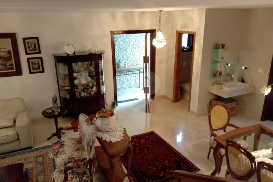 Casa à venda com 3 quartos, sendo 2 suítes, em Cidade Jardim, Mairiporã, SP