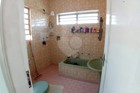 Casa à venda com 4 quartos, sendo 2 suítes, em Jardim São Paulo(zona Norte), São Paulo, SP