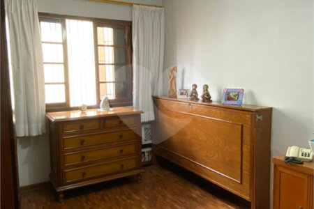 Sobrado à venda com 4 quartos, sendo 1 suíte, em Sumaré, São Paulo, SP
