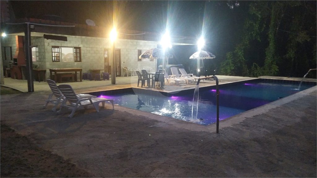 Chácara à venda com 2 quartos em Taiaçupeba, Mogi das Cruzes, SP