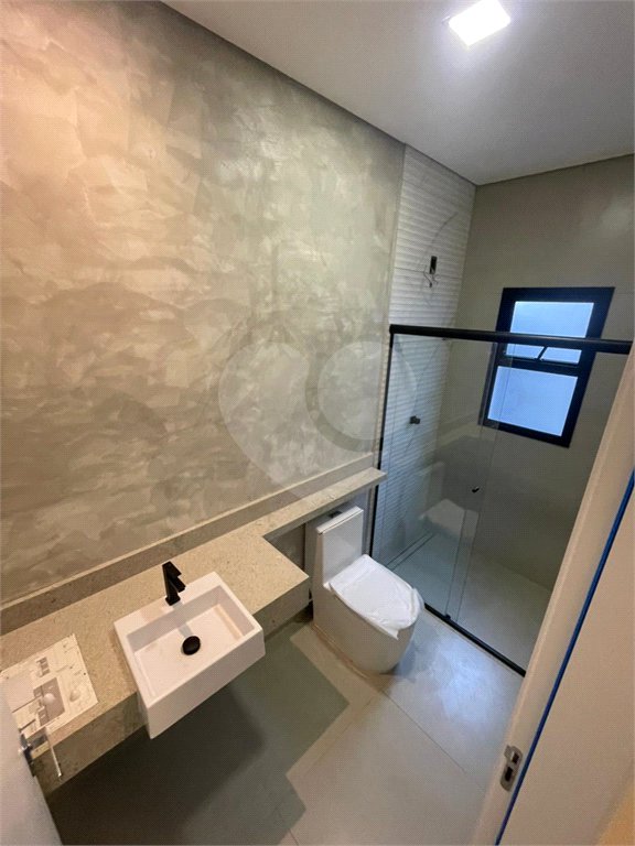 Casa à venda com 3 quartos, sendo 2 suítes,  no condomínio Residencial Jardim, Sorocaba - SP