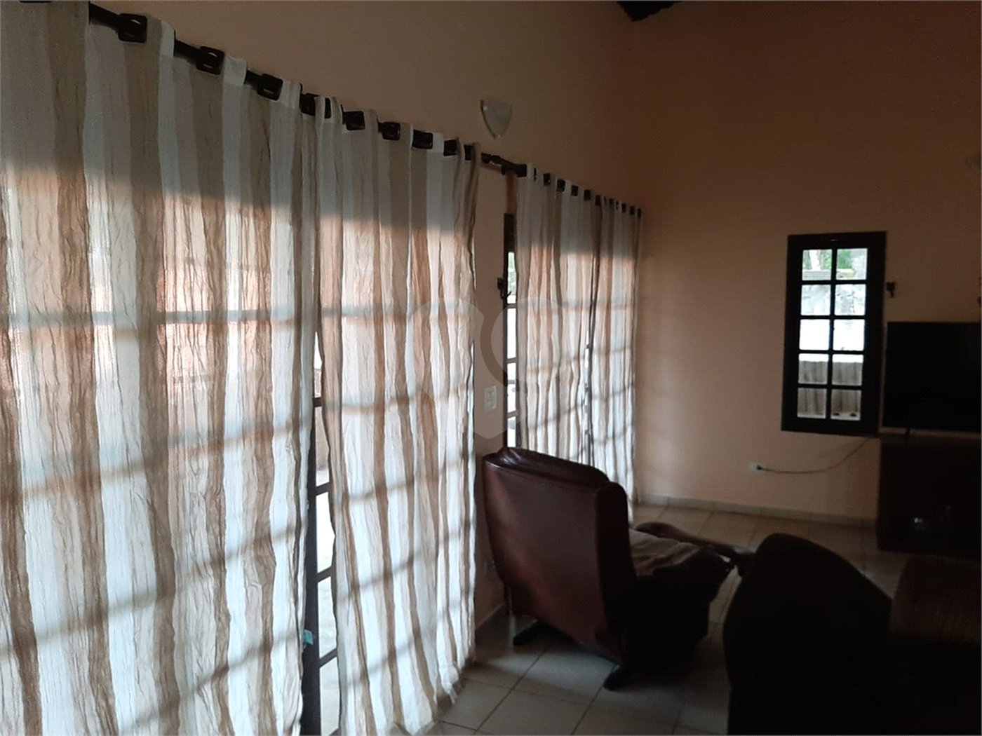 Casa à venda com 3 quartos, sendo 1 suíte, em Serra da Cantareira, Mairiporã, SP
