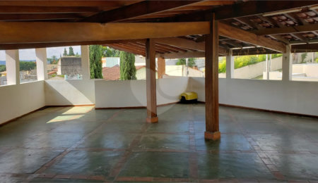 Casa à venda com 3 quartos, sendo 1 suíte,  em Jardim das Flores, Atibaia, SP
