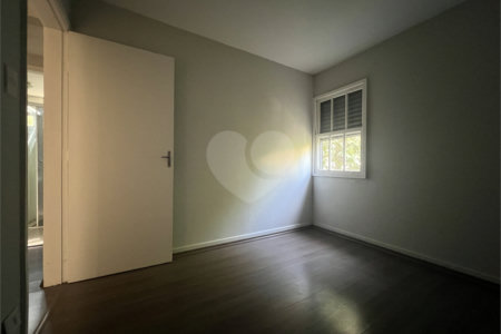 Apartamento à venda com 3 quartos em Alto de Pinheiros, São Paulo, SP