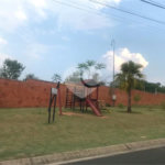 Casa à venda com 3 quartos, sendo 1 suíte, no condomínio Village Moutonnée, Salto - SP