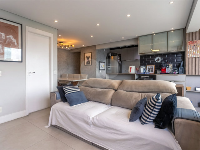 Apartamento à venda com 2 quartos, sendo 1 suíte,  em Vila Santa Catarina, São Paulo, SP