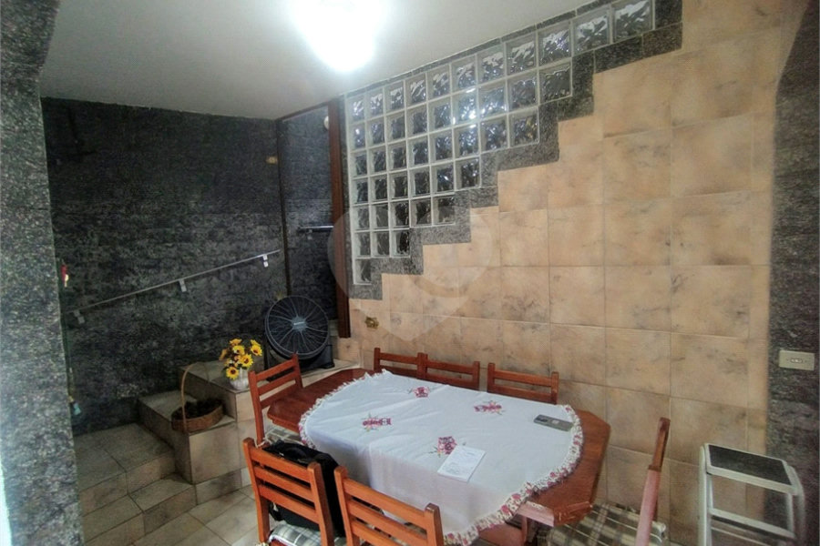 Casa à venda com 4 quartos em Chora Menino, São Paulo, SP