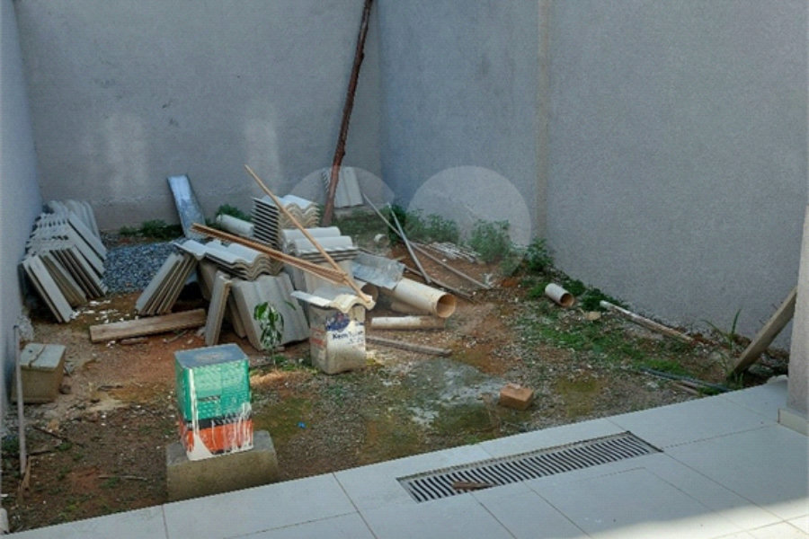 Sobrado à venda com 3 quartos, sendo 1 suíte, em Parada Inglesa, São Paulo, SP