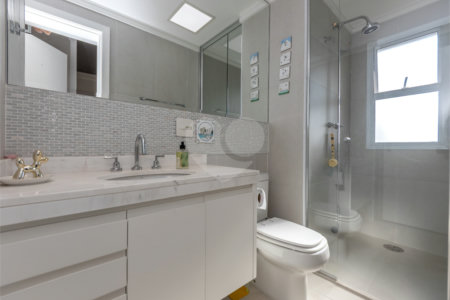 Apartamento à venda com 4 quartos, sendo 3 suítes, em Brooklin Paulista, São Paulo, SP