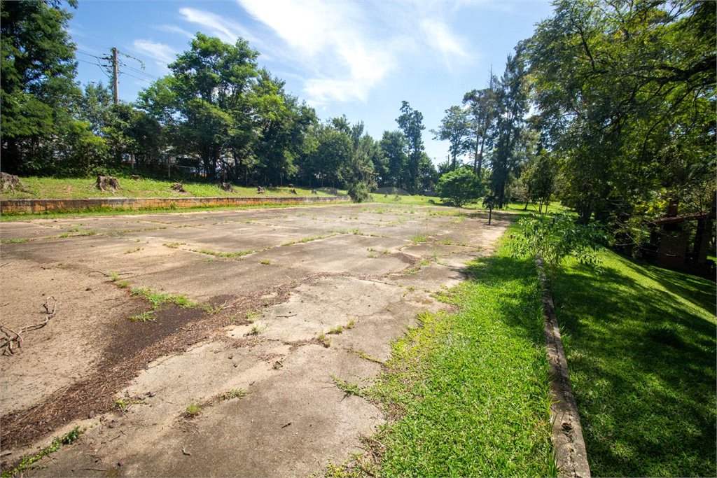 Chácara à venda com 3 quartos, sendo 1 suíte, em Marmeleiro, São Roque, SP