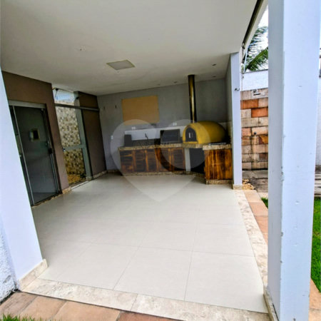 Casa à venda com 3 quartos, sendo 2 suítes, em Orla Norte, Porto Seguro, BA