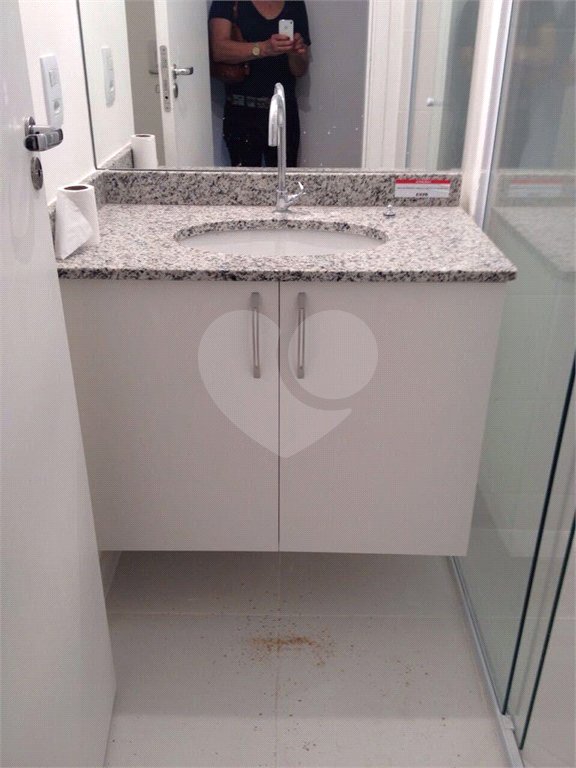 Apartamento à venda com 3 quartos, sendo 1 suíte,  em Jardim Parque Morumbi, São Paulo, SP