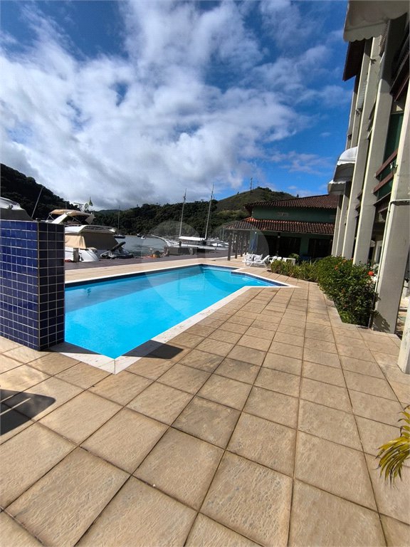 Apartamento à venda com 1 suíte em Ponta da Cruz, Angra dos Reis, RJ