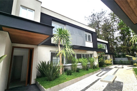 Casa à venda com 4 suítes no condomínio Vila Arese, São Paulo - SP