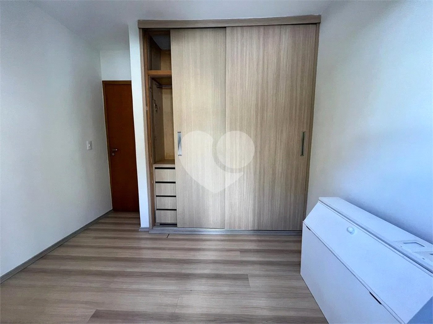 Casa à venda com 4 quartos, sendo 1 suíte,  em Jardim Franca, São Paulo, SP