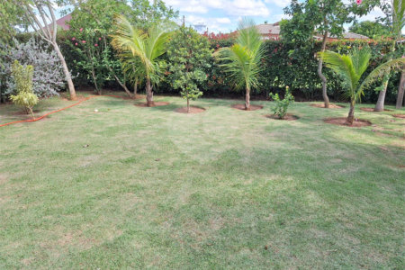 Casa à venda com 3 suítes no condomínio Village Ipanema, Araçoiaba da Serra - SP