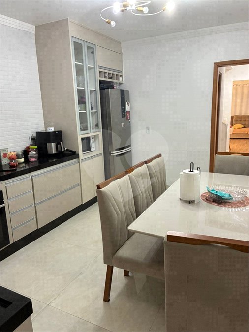 Sobrado à venda com 3 quartos em Montanhão, São Bernardo do Campo, SP