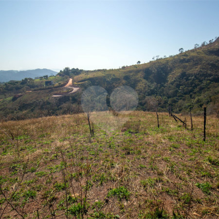 Terreno à venda em Recanto das Acácias, São Roque, SP