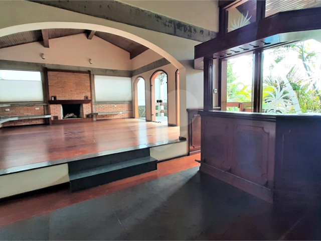 Casa Térrea à venda com 4 quartos, sendo 2 suítes,  em Chácara Monte Alegre, São Paulo, SP