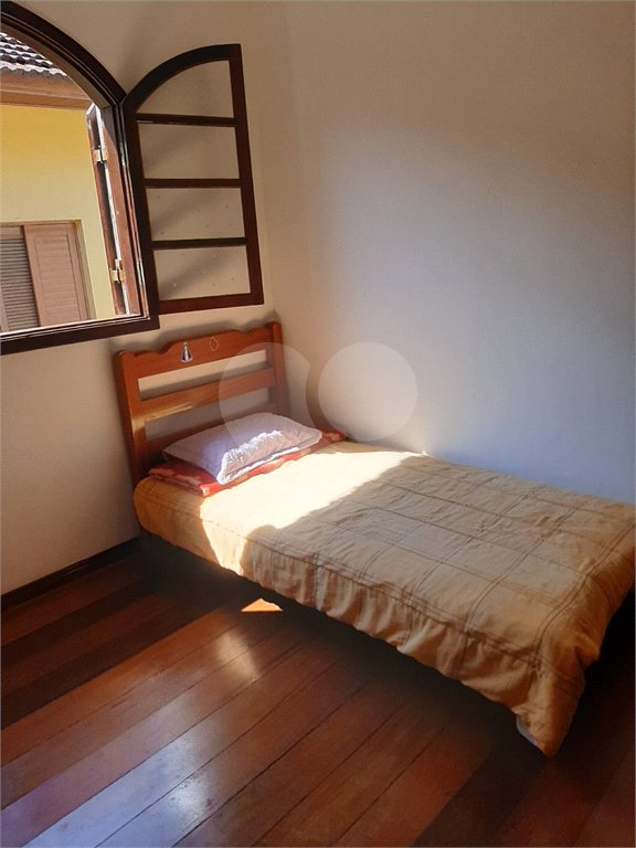 Sobrado à venda com 3 quartos, sendo 1 suíte, em Tremembé, São Paulo, SP