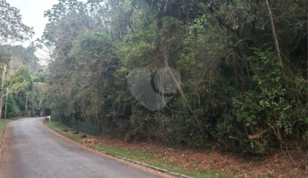 Condomínio à venda em Serra da Cantareira, Mairiporã, SP