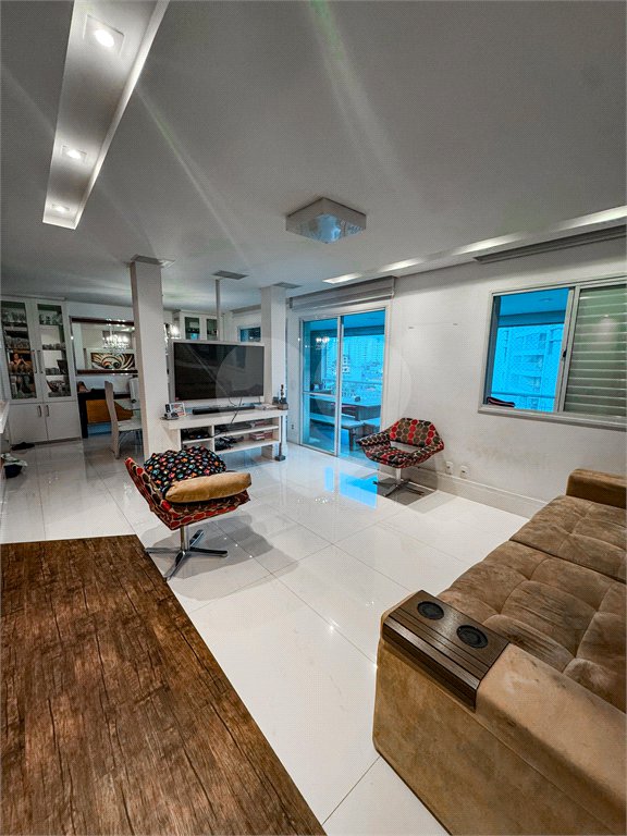 Apartamento à venda com 3 suítes em Lauzane Paulista, São Paulo, SP
