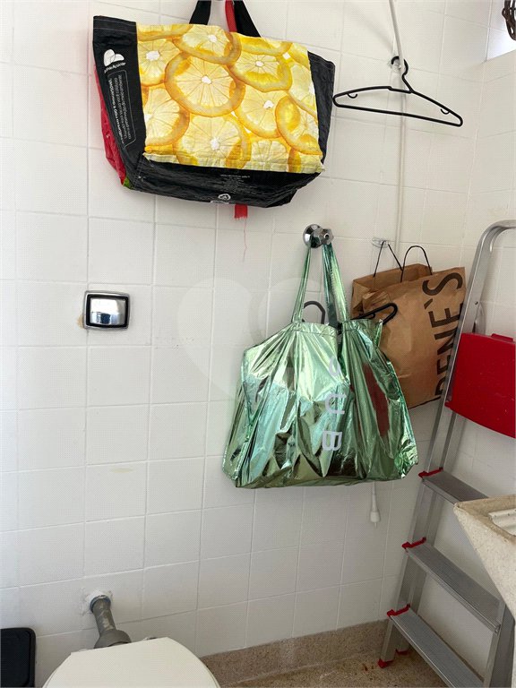 Apartamento à venda com 3 quartos, sendo 1 suíte,  em Itaim Bibi, São Paulo, SP