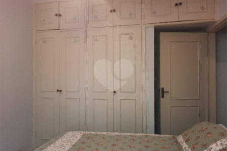 Casa à venda com 4 quartos, sendo 3 suítes,  em Jardim Marajoara, São Paulo, SP
