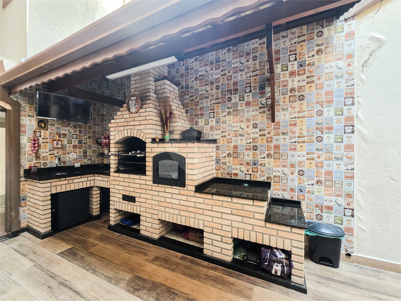 Casa à venda com 4 quartos, sendo 1 suíte, em Sapopemba, São Paulo, SP