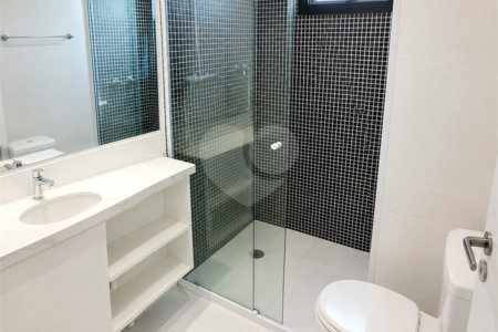 Apartamento à venda com 3 suítes em Moema, São Paulo, SP