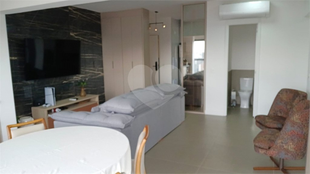 Apartamento à venda com 2 suítes em Brooklin, São Paulo, SP