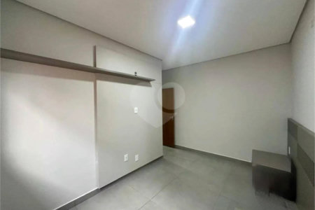 Casa à venda com 3 quartos, sendo 1 suíte, no condomínio Residencial Villa Verona, Sorocaba - SP