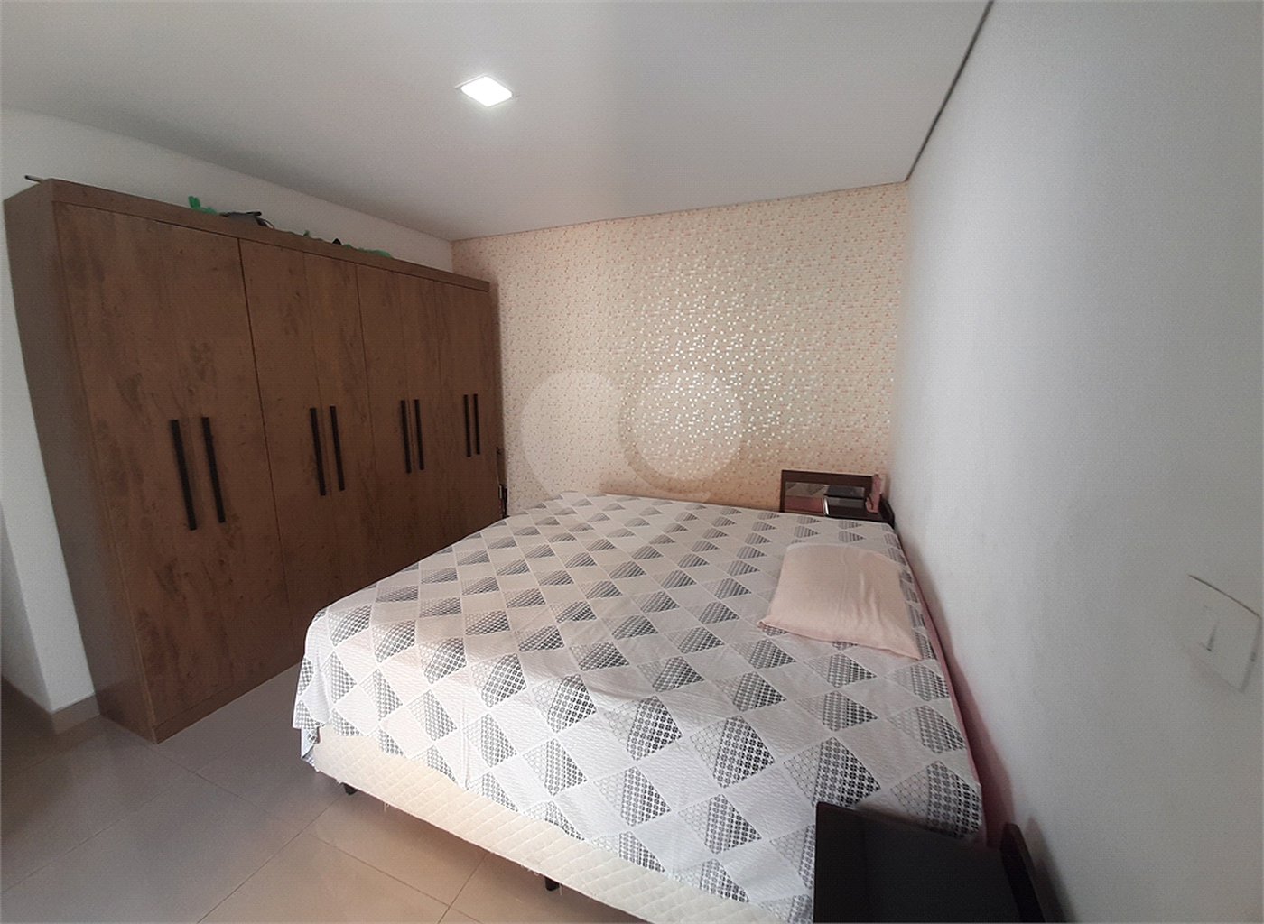 Sobrado à venda com 4 quartos, sendo 1 suíte, em Freguesia do Ó, São Paulo, SP