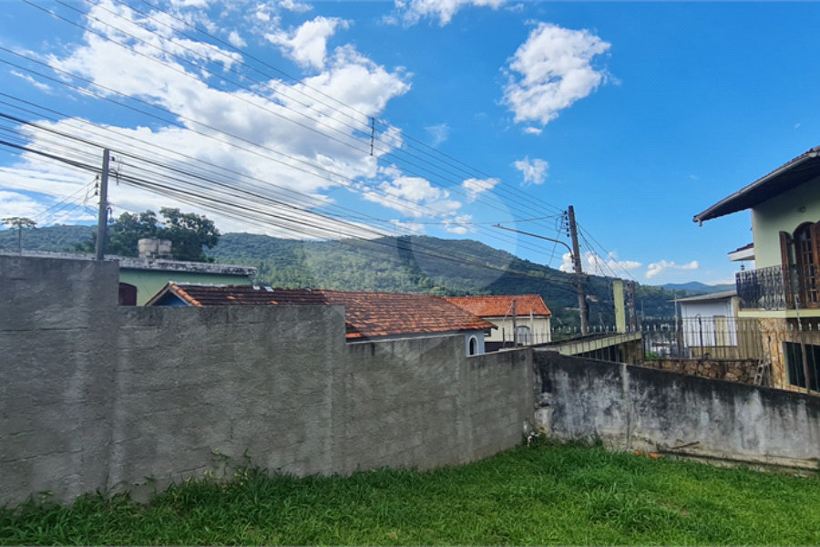 Casa à venda com 3 quartos no Centro, Mairiporã, SP