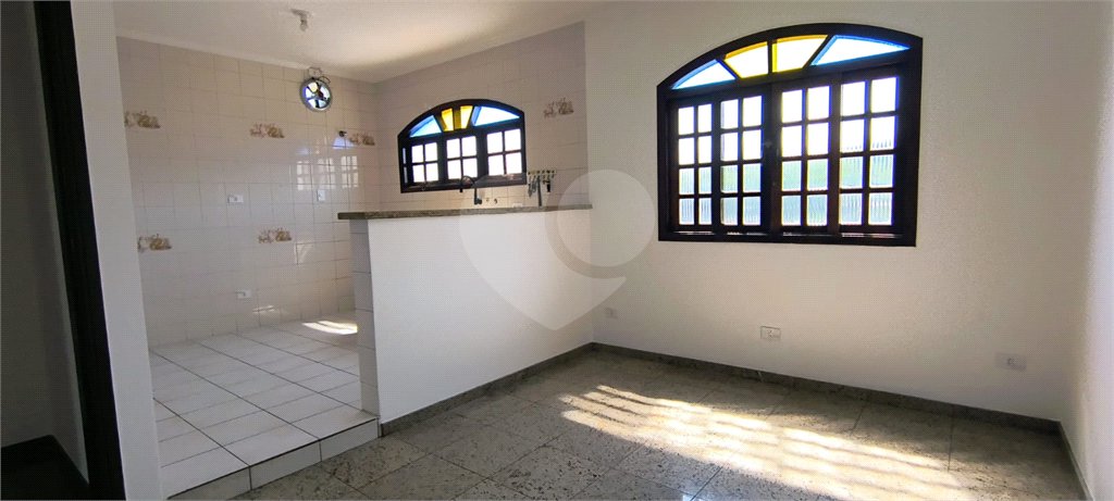 Sobrado à venda com 3 quartos, sendo 2 suítes, em Jardim Ivana, São Paulo, SP