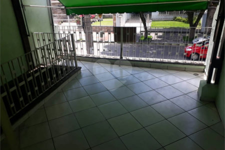 Sobrado à venda com 3 quartos em Jardim Franca, São Paulo, SP