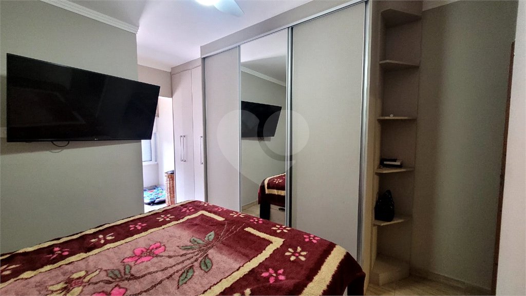 Sobrado à venda com 3 quartos, sendo 1 suíte, em Vila Nivi, São Paulo, SP