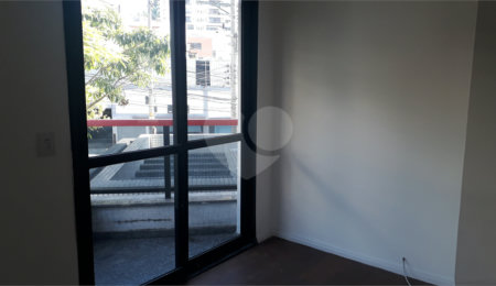 Apartamento à venda com 3 quartos, sendo 1 suíte, em Santana, São Paulo, SP
