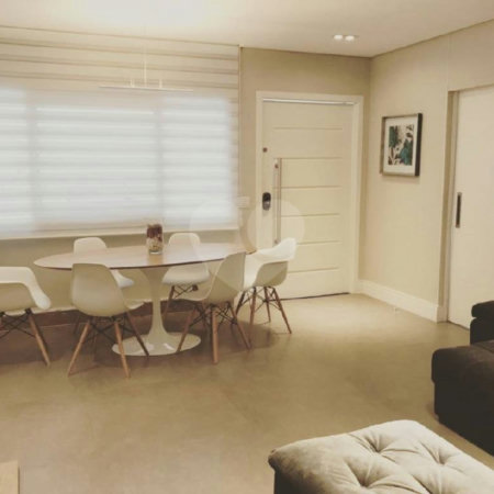 Casa Térrea à venda com 5 quartos, sendo 2 suítes, em Água Fria, São Paulo, SP