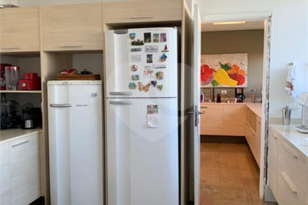 Apartamento à venda com 4 suítes em Vila Suzana, São Paulo, SP