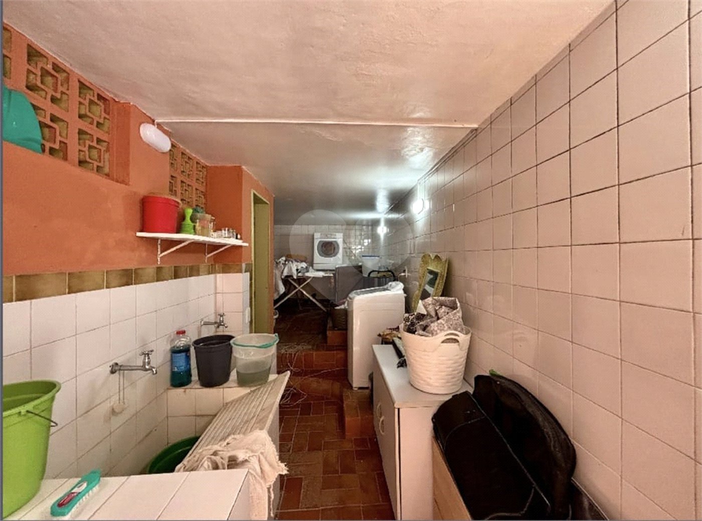 Casa à venda com 4 quartos, sendo 1 suíte, em Lagoa, Rio de Janeiro, RJ