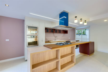 Apartamento à venda com 3 suítes em Chácara Santo Antônio, São Paulo, SP