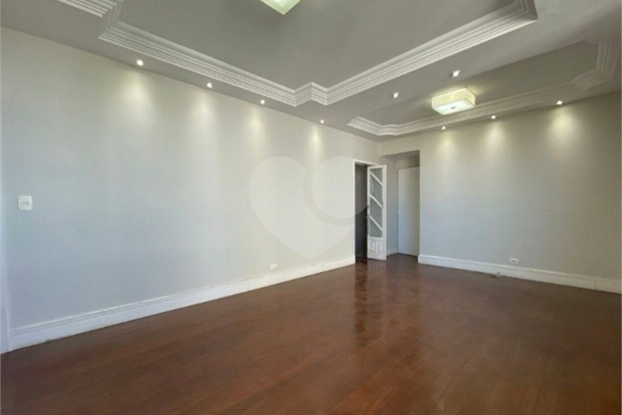 Apartamento à venda com 3 quartos, sendo 1 suíte, em Santana, São Paulo, SP