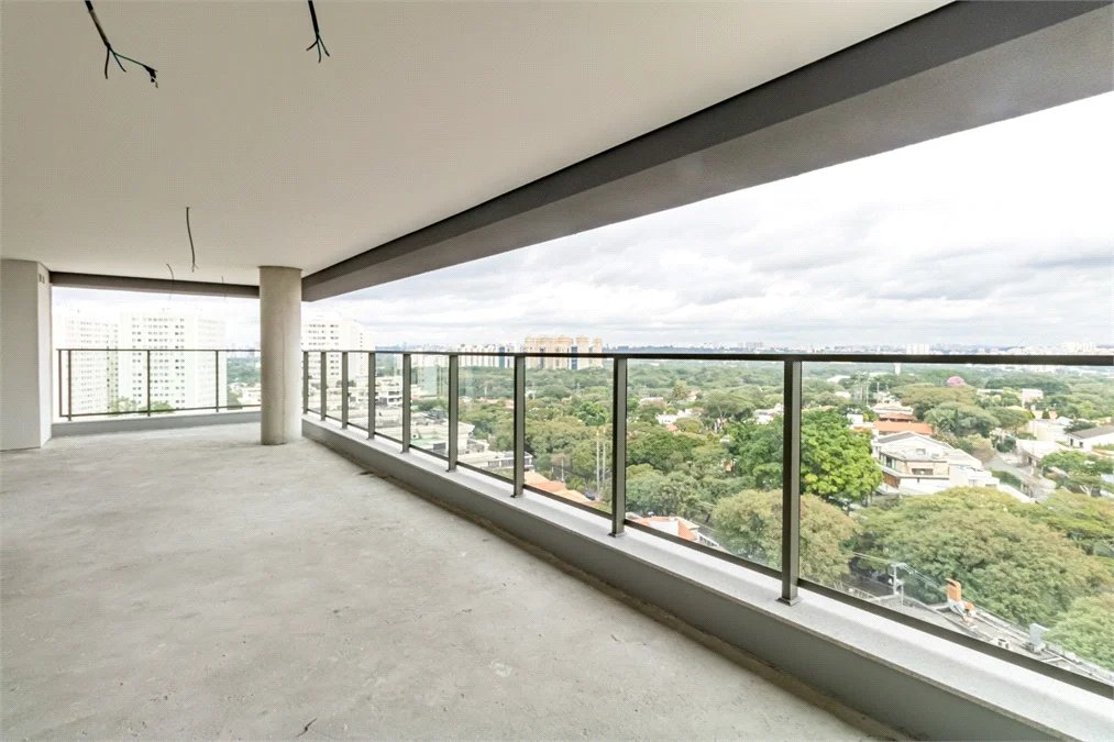 Apartamento à venda com 4 suítes em Alto de Pinheiros, São Paulo, SP