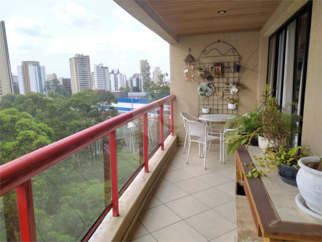 Apartamento à venda com 3 suítes em Morumbi, São Paulo, SP