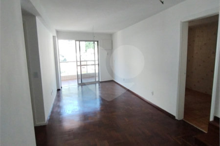 Cobertura à venda com 3 quartos, sendo 2 suítes, em Tijuca, Rio de Janeiro, RJ