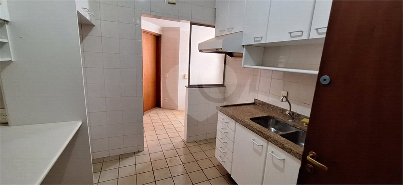 Apartamento à venda com 3 quartos, sendo 1 suíte,  no Centro, Ribeirão Preto, SP